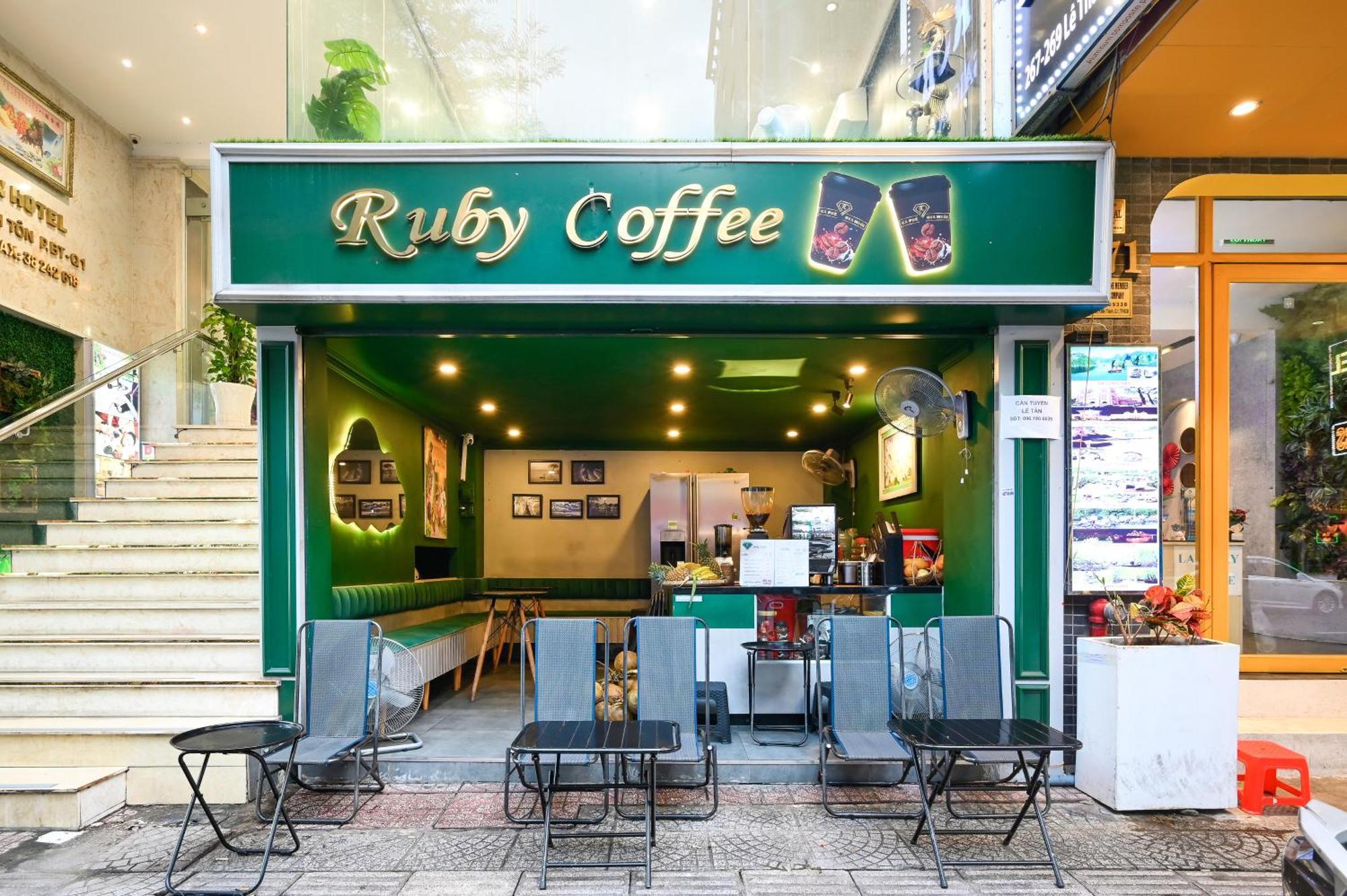 Ruby Saigon Hotel - Ben Thanh Ho-Chi-Minh-Stadt Exterior foto