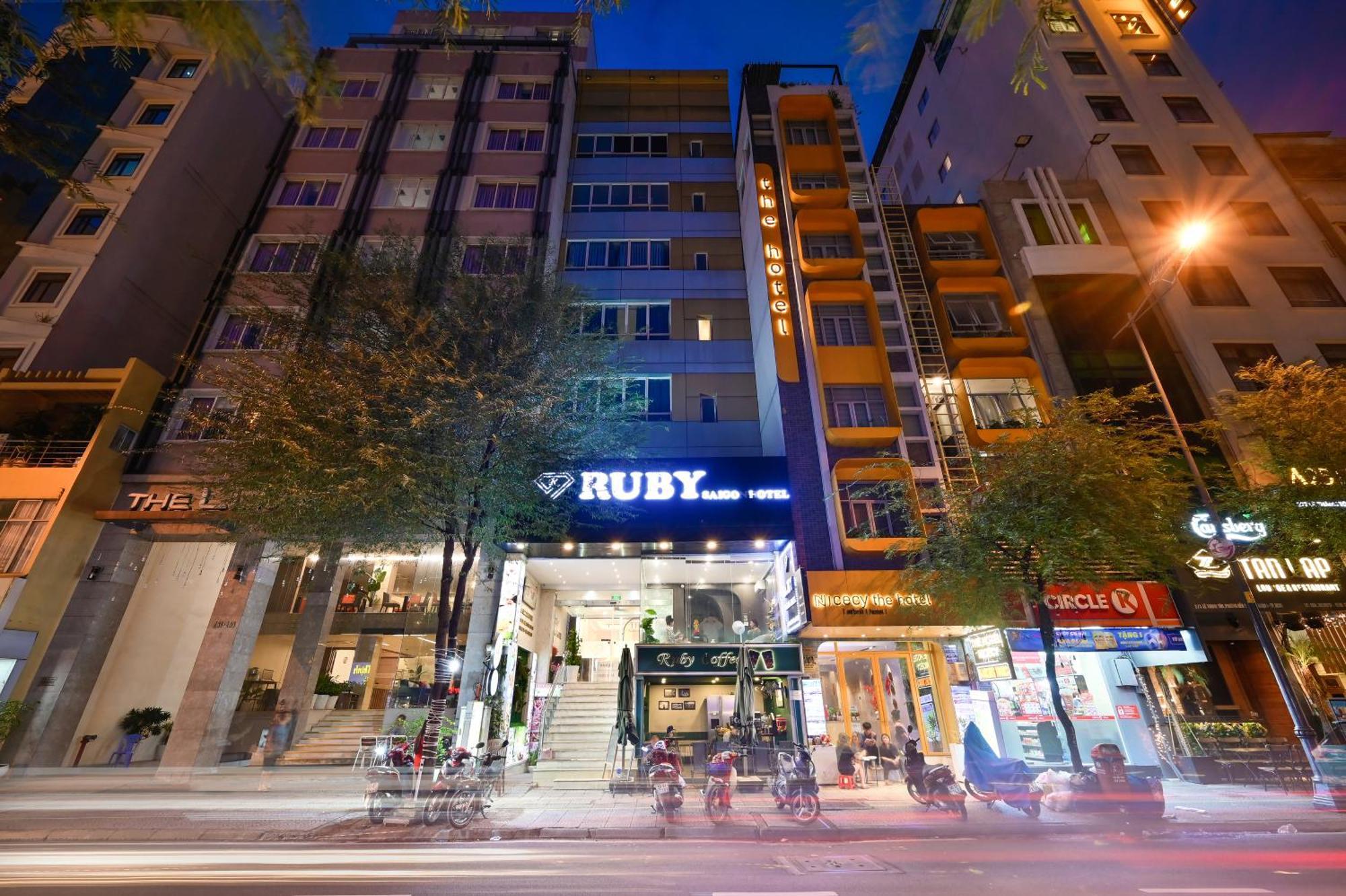 Ruby Saigon Hotel - Ben Thanh Ho-Chi-Minh-Stadt Exterior foto