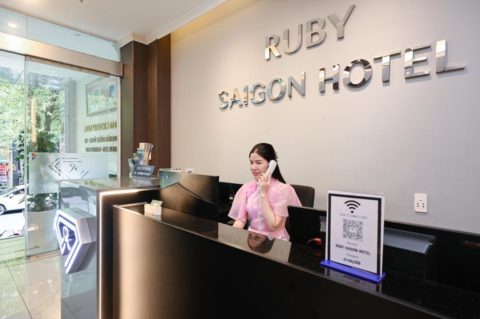 Ruby Saigon Hotel - Ben Thanh Ho-Chi-Minh-Stadt Exterior foto